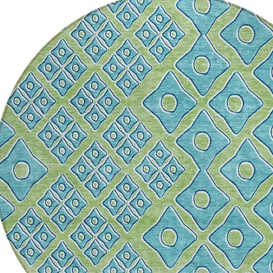 8' Artichoke Green And Aqua Round Geometric Washable Indoor Outdoor Area Rug Photo 4