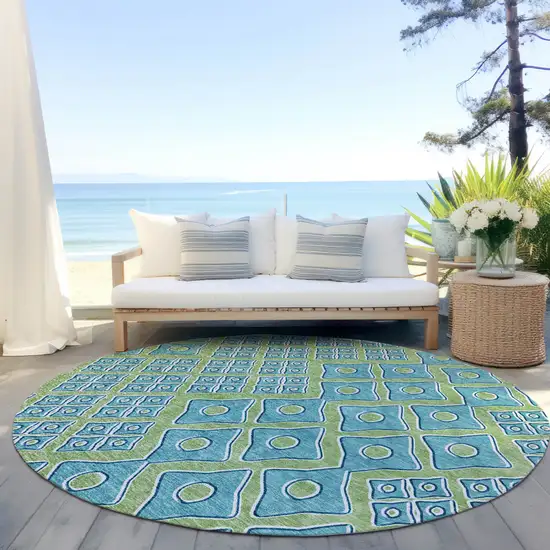 8' Artichoke Green And Aqua Round Geometric Washable Indoor Outdoor Area Rug Photo 7