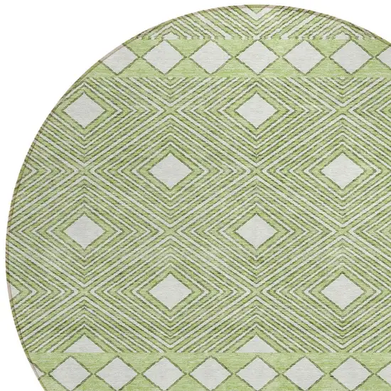 8' Artichoke Green And Ivory Round Geometric Washable Indoor Outdoor Area Rug Photo 4