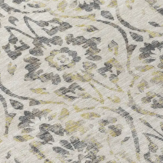 8' Beige And Dark Gray Round Floral Washable Indoor Outdoor Area Rug Photo 4
