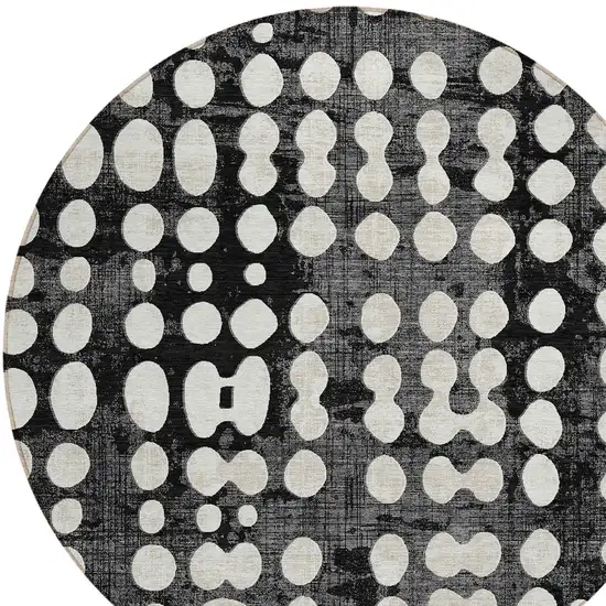 8' Black And Ivory Round Abstract Washable Indoor Outdoor Area Rug Photo 4