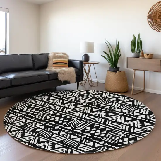 8' Black And Ivory Round Southwestern Washable Indoor Outdoor Area Rug Photo 8