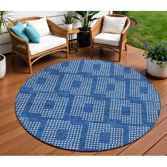 8' Blue And Ivory Round Geometric Washable Indoor Outdoor Area Rug Photo 1
