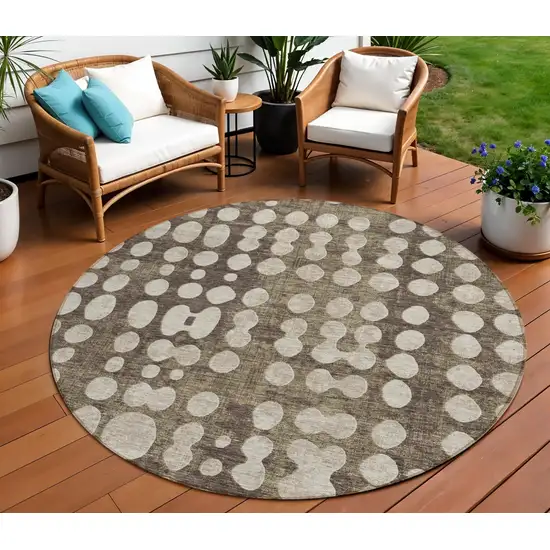 8' Brown And Beige Round Abstract Washable Indoor Outdoor Area Rug Photo 1