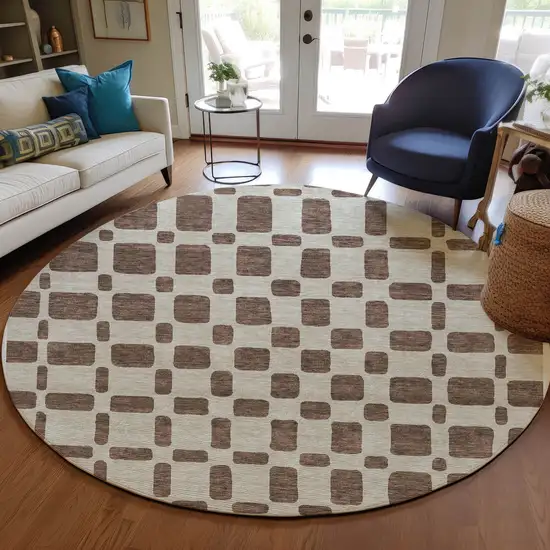 8' Brown And Beige Round Geometric Washable Indoor Outdoor Area Rug Photo 7