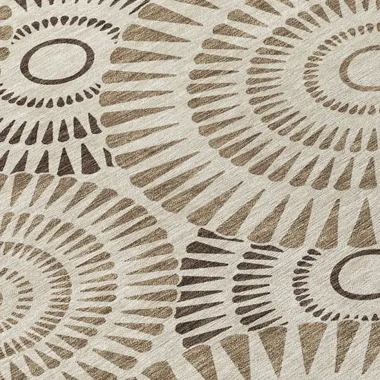 8' Brown And Beige Round Geometric Washable Indoor Outdoor Area Rug Photo 4