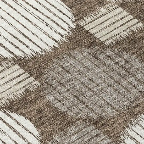 8' Brown Gray And Ivory Round Geometric Washable Indoor Outdoor Area Rug Photo 9