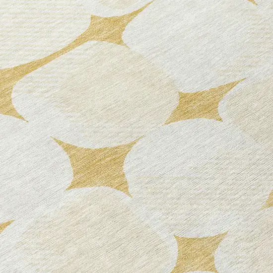 8' Gold And Beige Round Abstract Washable Indoor Outdoor Area Rug Photo 5