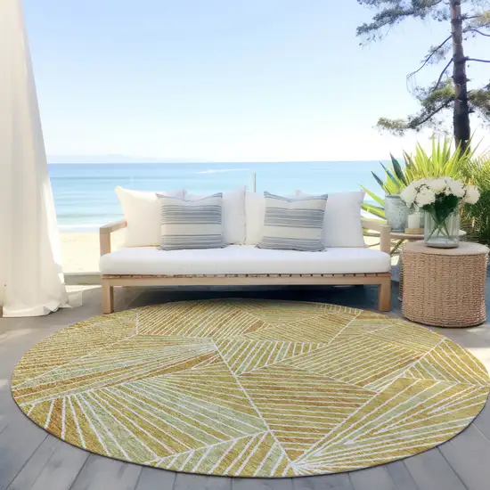 8' Gold Copper And Brown Round Geometric Washable Indoor Outdoor Area Rug Photo 7