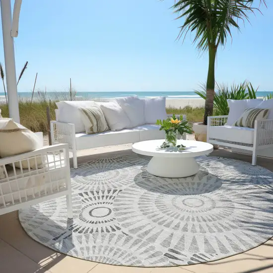 8' Gray And Dark Gray Round Geometric Washable Indoor Outdoor Area Rug Photo 7