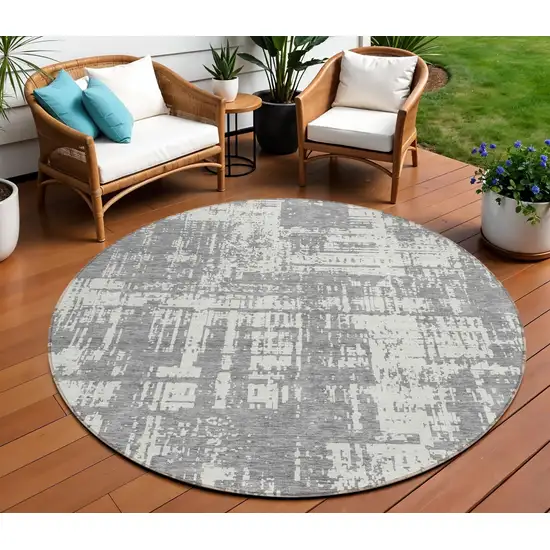 8' Gray And Ivory Round Abstract Washable Indoor Outdoor Area Rug Photo 1