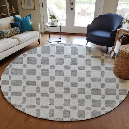 8' Gray And Ivory Round Geometric Washable Indoor Outdoor Area Rug Photo 7