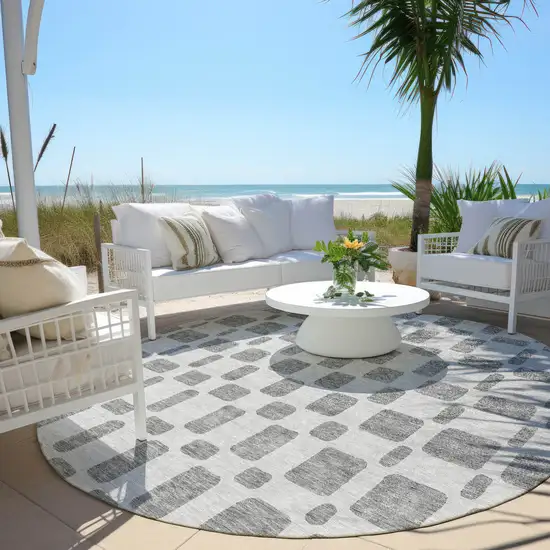 8' Gray And Ivory Round Geometric Washable Indoor Outdoor Area Rug Photo 6