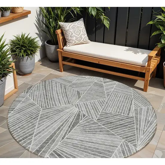 8' Gray And Ivory Round Geometric Washable Indoor Outdoor Area Rug Photo 1