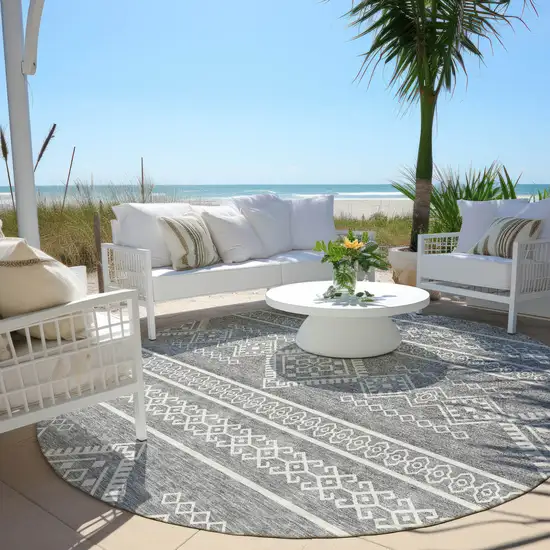 8' Gray And Ivory Round Southwestern Washable Indoor Outdoor Area Rug Photo 7