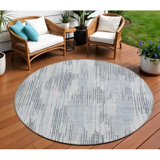 8' Gray And Ivory Round Striped Washable Indoor Outdoor Area Rug Photo 1
