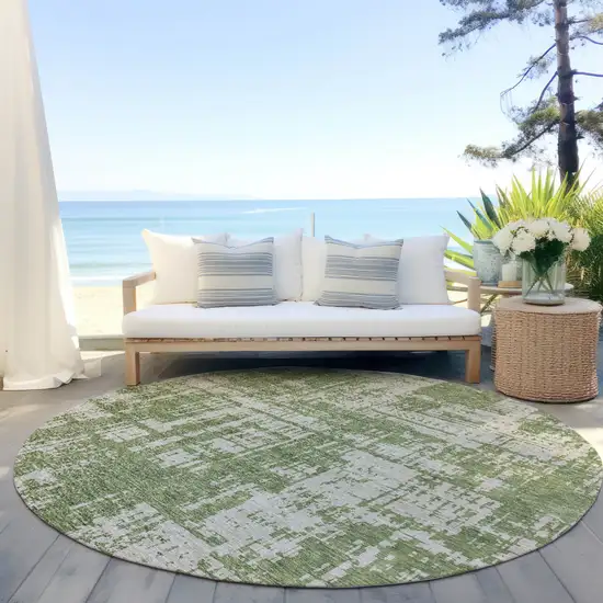 8' Green And Beige Round Abstract Washable Indoor Outdoor Area Rug Photo 7