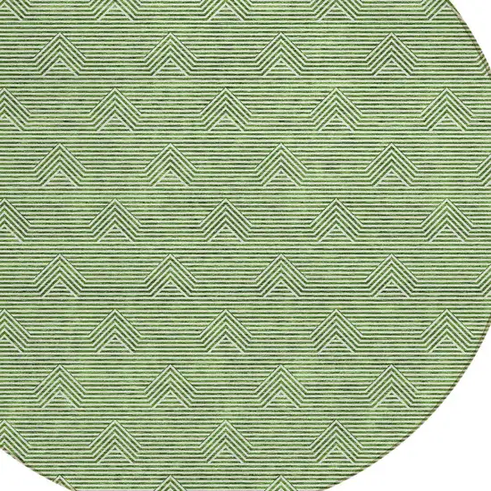8' Green And Beige Round Geometric Washable Indoor Outdoor Area Rug Photo 4
