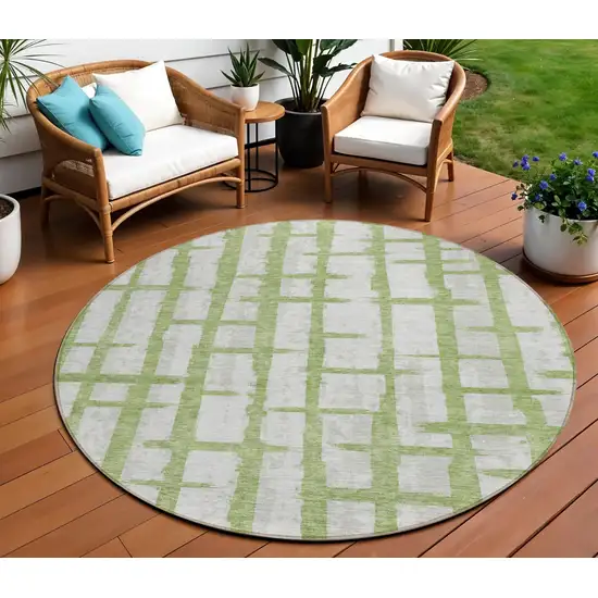 8' Green And Gray Round Striped Washable Indoor Outdoor Area Rug Photo 1