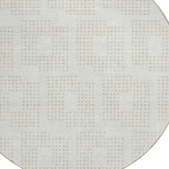 8' Ivory And Beige Round Geometric Washable Indoor Outdoor Area Rug Photo 4
