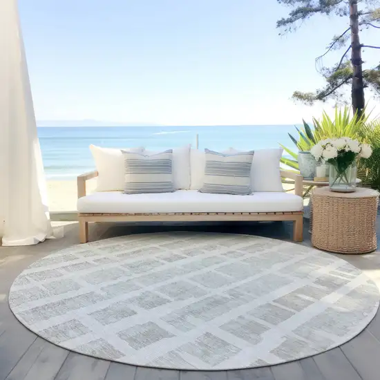 8' Ivory And Gray Round Striped Washable Indoor Outdoor Area Rug Photo 6