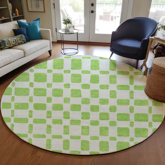 8' Lime Green And Ivory Round Geometric Washable Indoor Outdoor Area Rug Photo 7
