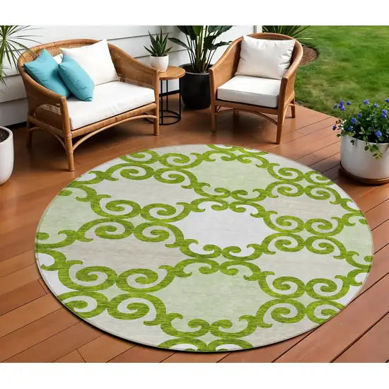 8' Lime Green And Ivory Round Trellis Washable Indoor Outdoor Area Rug Photo 1