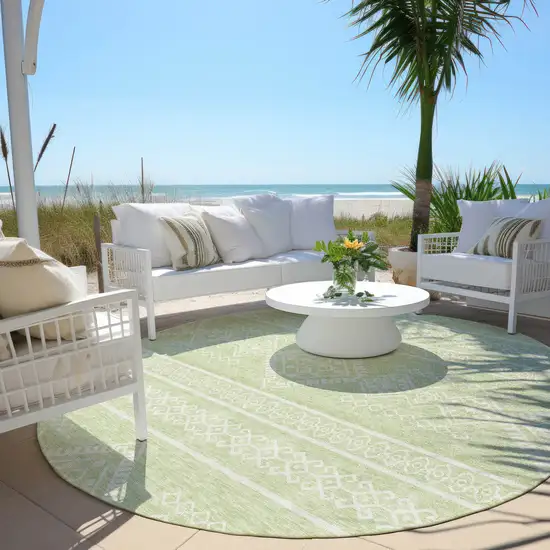 8' Mint Green And Ivory Round Southwestern Washable Indoor Outdoor Area Rug Photo 5