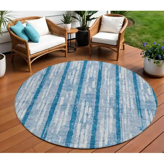 8' Navy Blue And Ivory Round Striped Washable Indoor Outdoor Area Rug Photo 1