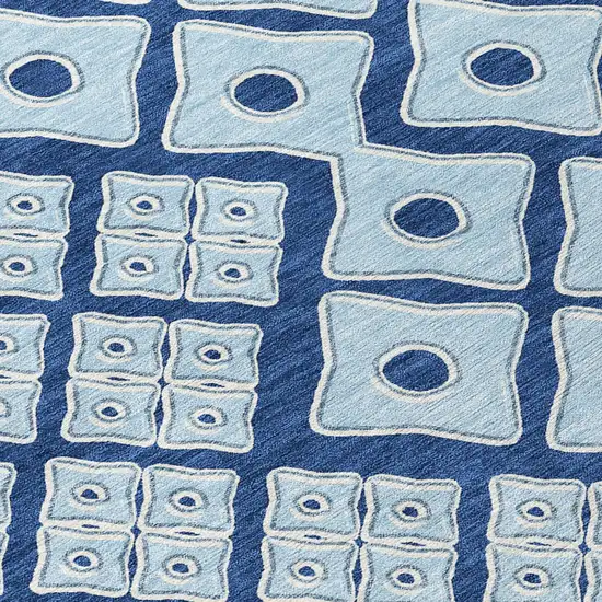 8' Navy Blue And Light Blue Round Geometric Washable Indoor Outdoor Area Rug Photo 8