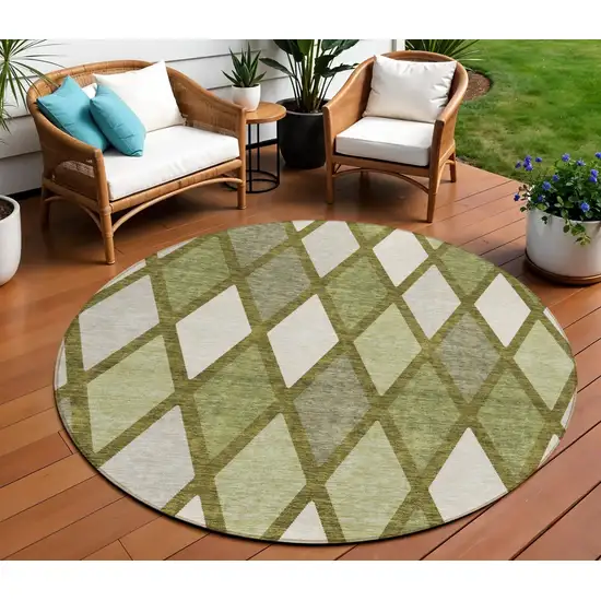 8' Olive Green And Gray Round Geometric Washable Indoor Outdoor Area Rug Photo 1