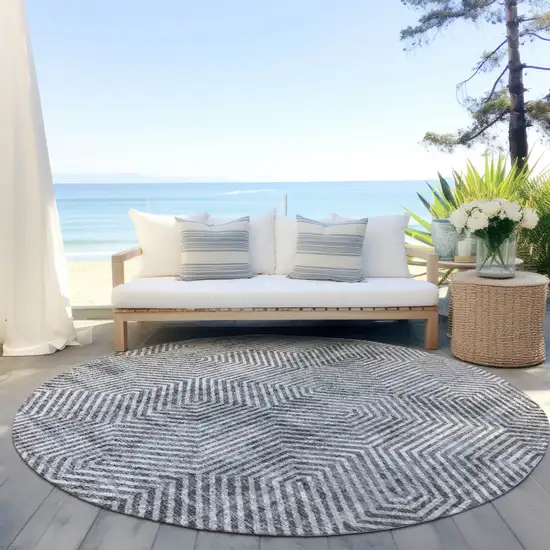 8' Silver And Gray Round Geometric Washable Indoor Outdoor Area Rug Photo 6