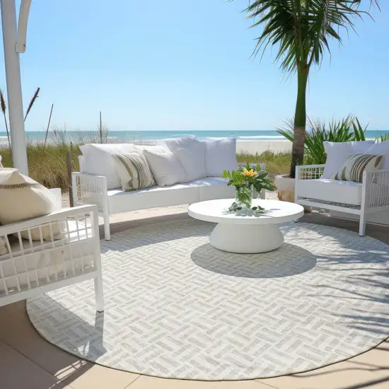 8' Taupe And Silver Round Geometric Washable Indoor Outdoor Area Rug Photo 6