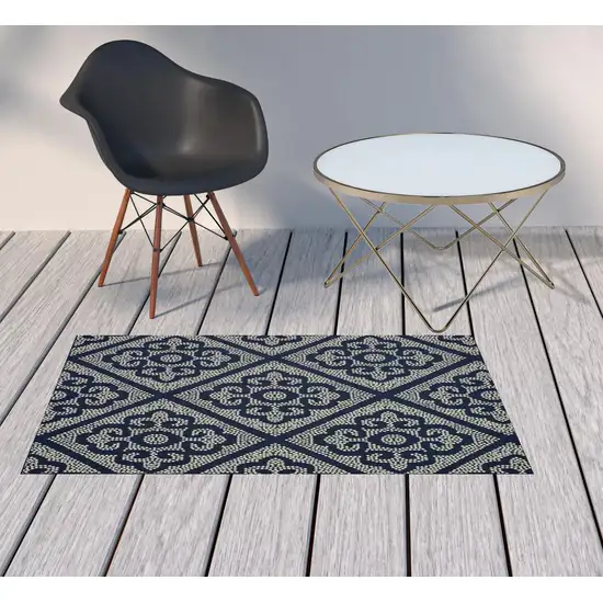 3' X 5' Navy Geometric Stain Resistant Indoor Outdoor Area Rug Photo 2