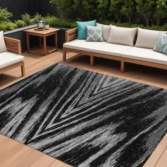 Black And Gray Abstract Washable Indoor Outdoor Area Rug Photo 1