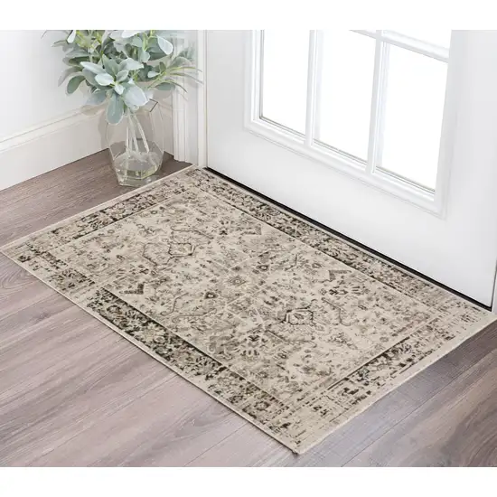 Gray Oriental Area Rug With Fringe Photo 1