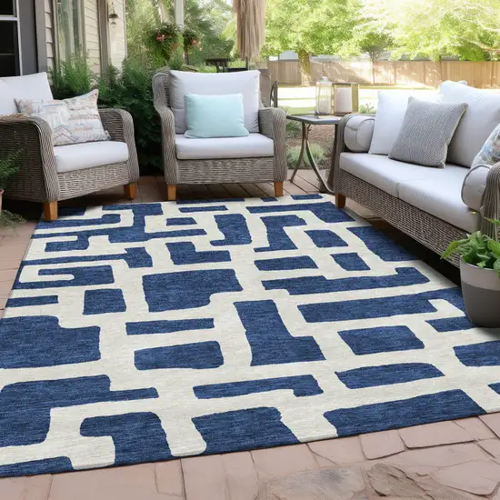 Navy Blue And Ivory Abstract Washable Indoor Outdoor Area Rug Photo 7
