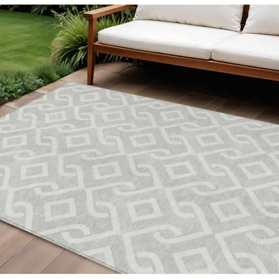 Silver And Ivory Geometric Washable Indoor Outdoor Area Rug Photo 1